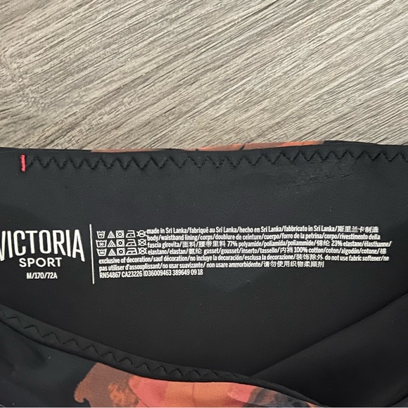Victoria’s Secret - Victoria Sport Ladies Size M Leggings - Black & Coral Floral - Picture 2 of 13